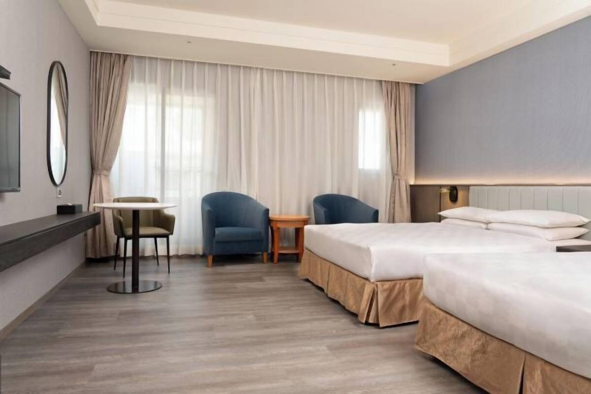 Caja de seguridad en la habitación, escritorio y wifi gratis