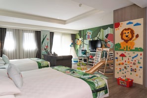 ベーシック ルーム | セーフティボックス (室内)、デスク、WiFi (無料)、ベッドシーツ