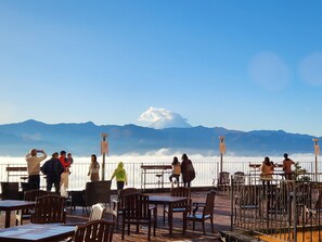 Rooftop terrace - Fruit Park Fujiya Hotel (Yamanashi)