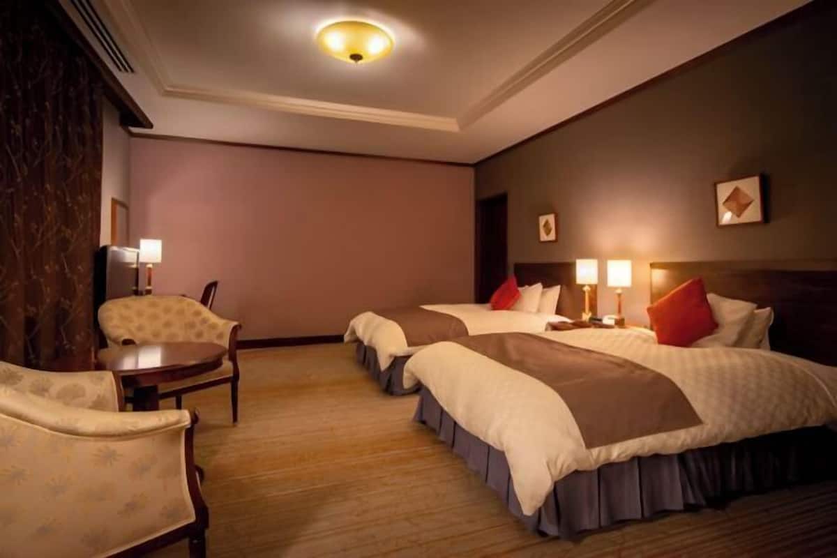 1 bedroom, in-room safe, desk, laptop workspace