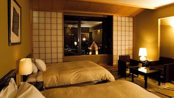 Japanese Style Suite | In-room safe, desk, laptop workspace, free WiFi