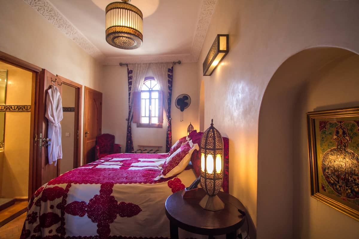 1 habitación y ropa de cama de alta calidad