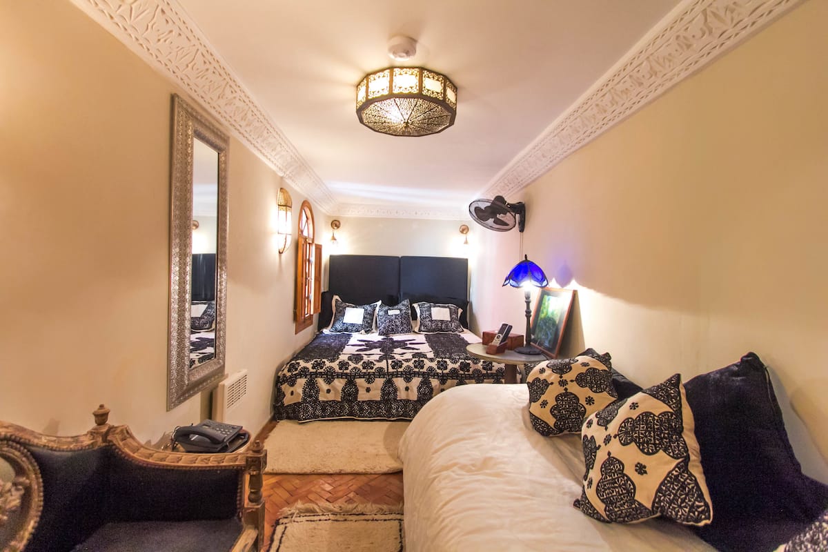 1 habitación y ropa de cama de alta calidad