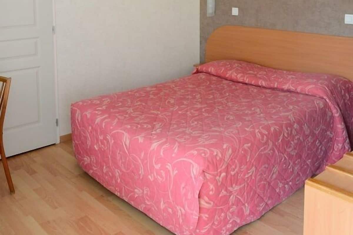 Superior-Doppelzimmer | Hochwertige Bettwaren, Schreibtisch, Bügeleisen/Bügelbrett