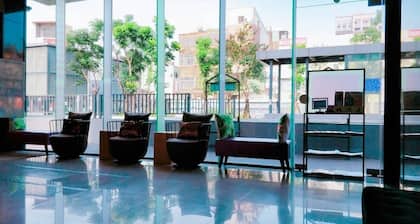 S&E Hotel