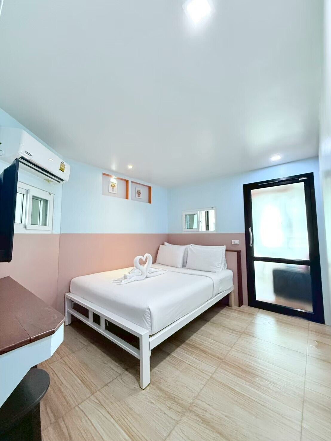Doppia Deluxe, 1 letto queen | Wi-Fi gratuito, lenzuola
