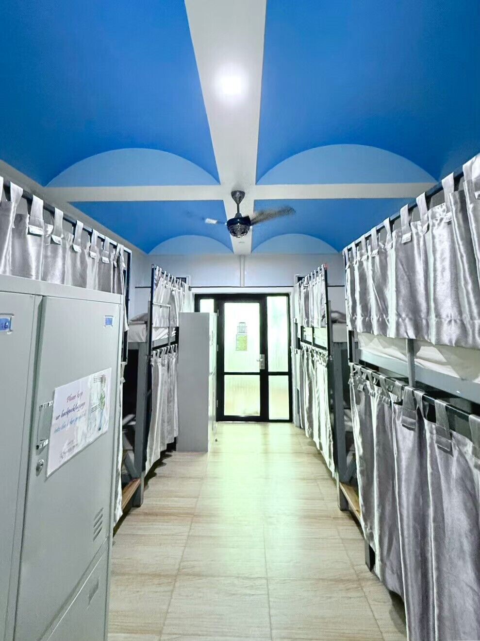 Dormitorio condiviso Deluxe, dormitorio misto | Wi-Fi gratuito, lenzuola