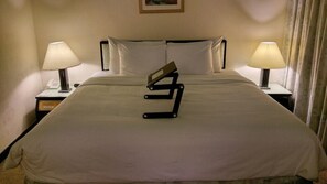Premium bedding, minibar, in-room safe, desk - Premier Hotel (Tainan)