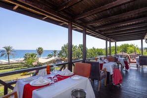 الأطباق العالمية