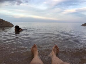 På stranden, strandbarer