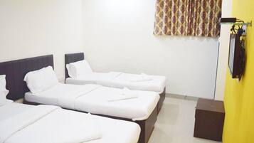 In-room safe, free WiFi