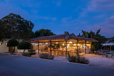 Gili Teak Resort