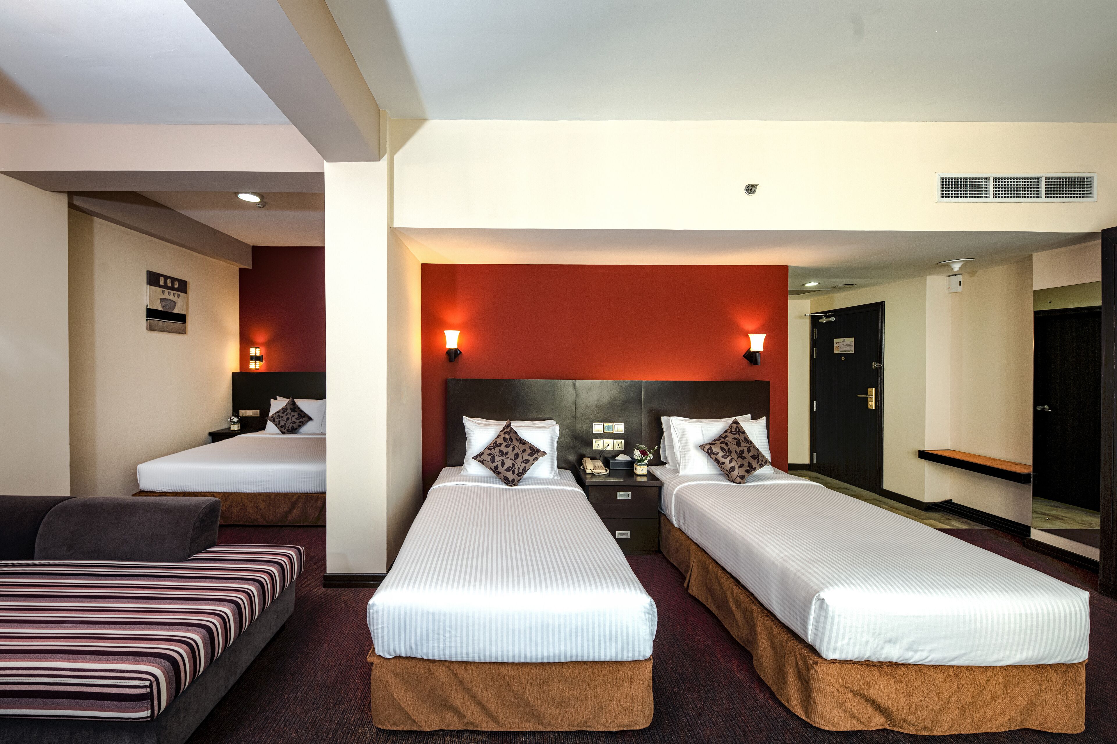 Photo - Pearl Grand By Rathna