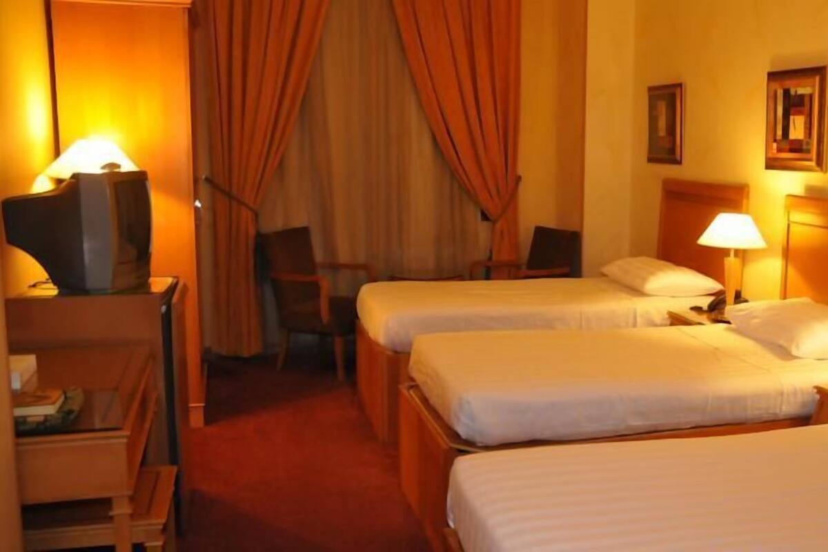 Triple Room