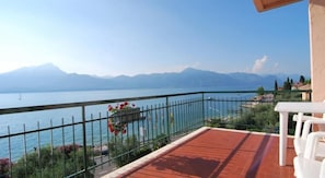 Balcony - Residence Appartamenti Wieland (Torri del Benaco)