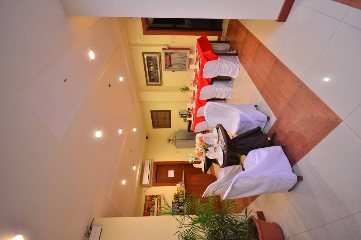 breakfast, lunch, dinner served; filipino cuisine