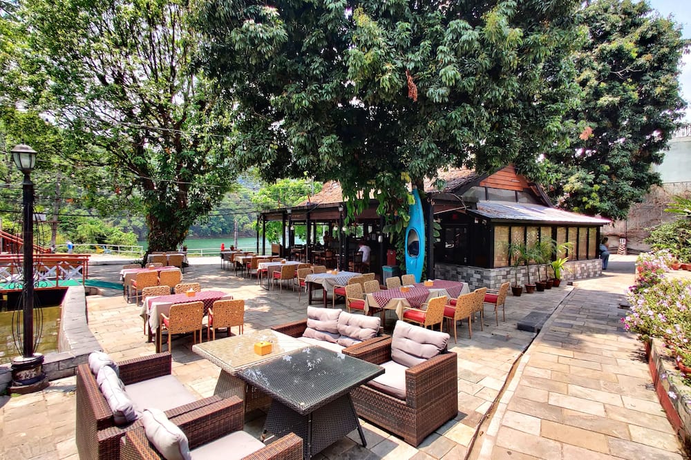 Lake View Resort