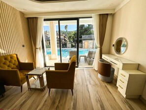 Pool Lanai with King Bed or Two Queen Bed - 15 Percent off on Food and Beverage | View from room