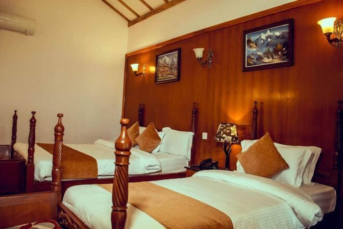 1 bedroom, premium bedding, in-room safe, desk