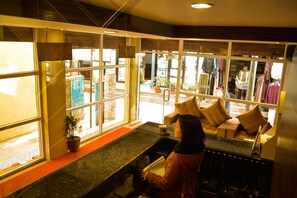 Check-in/check-out kiosk