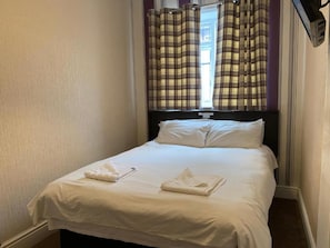 Superior Double Room | Desk, free WiFi, bed sheets