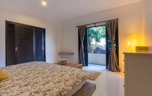 Draps italiens de Frette, literie de qualité, couette en duvet, minibar