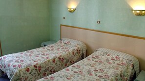 Chambre avec lits jumeaux
