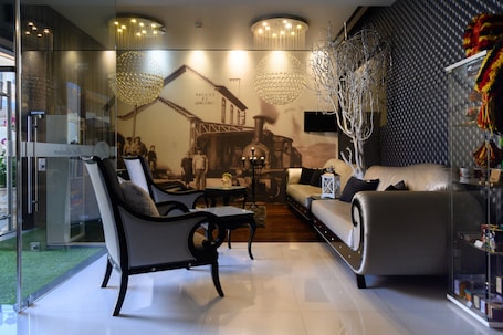 TV LCD. Hotel Alendouro