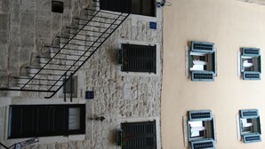 Unclassified image, 2 of 30, button - Guesthouse Diocles (Split)