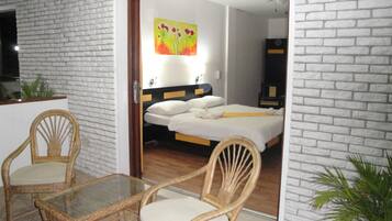 Deluxe Room | Terrace/patio