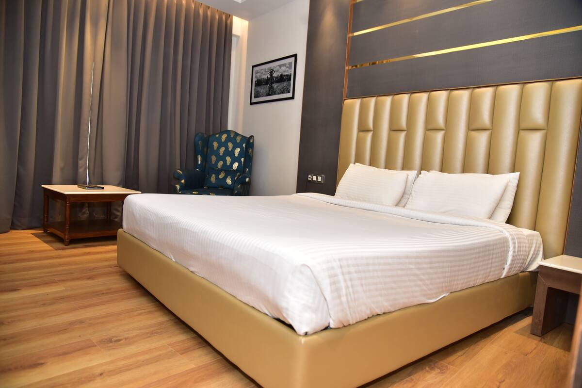 Habitación Premium | Ropa de cama de alta calidad y minibar