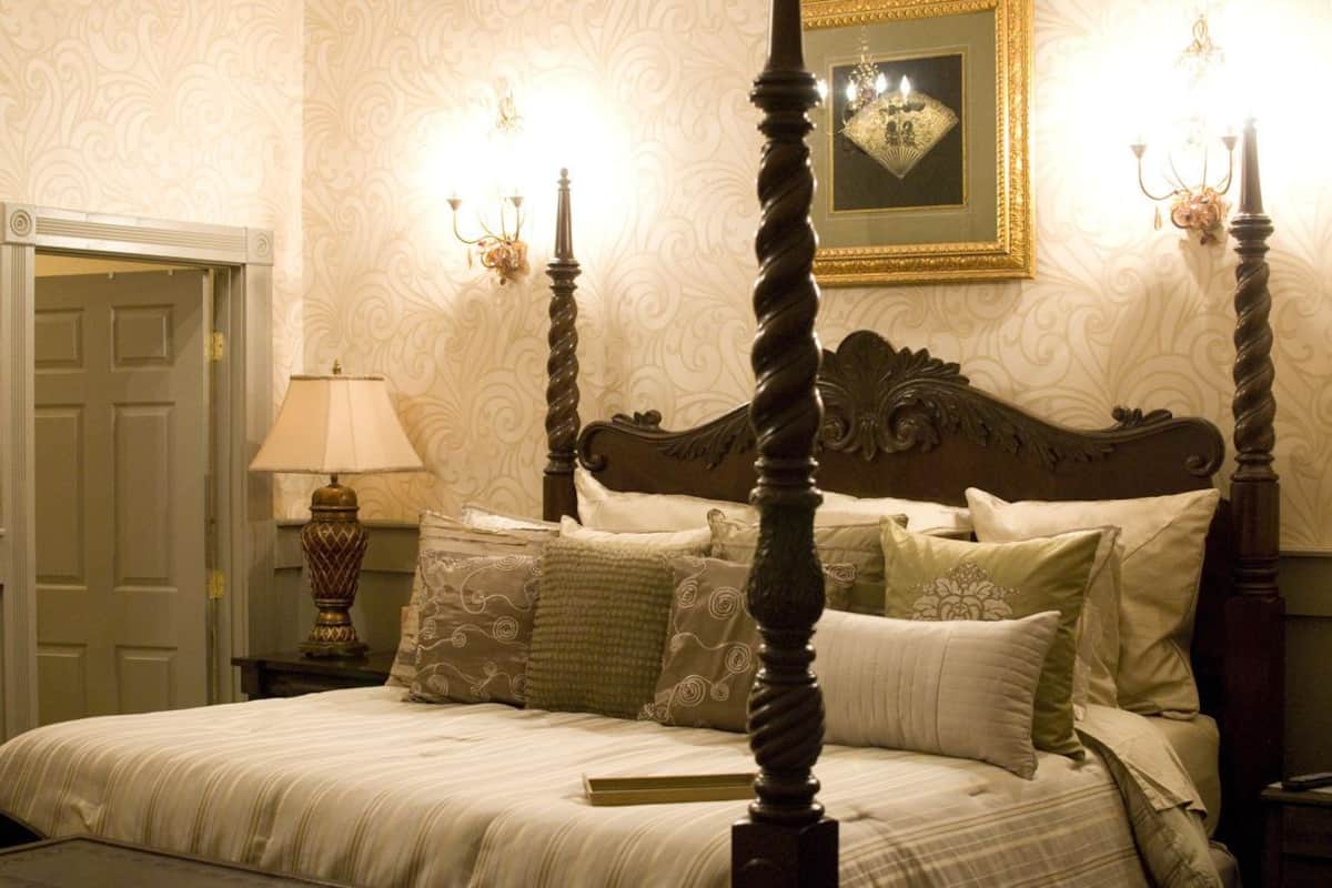 Egyptian cotton sheets, premium bedding, desk, iron/ironing board