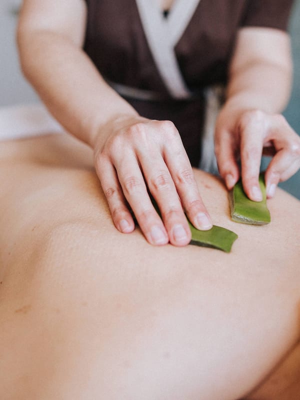 Mandi tangas / hammam, rawatan badan, balut badan, lulur badan