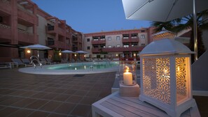 Outdoor pool, pool umbrellas, pool loungers - Leo Punta Umbria III - Adults Only (Punta Umbría)