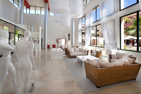 Lobby sitting area