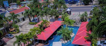 Best Western Plus Paramount Hotel