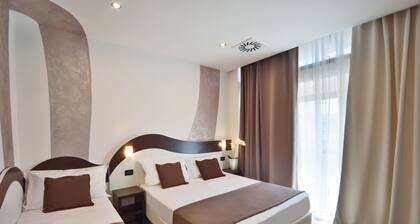 Hotel Luxor Florence