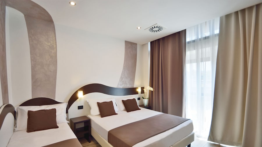 Hotel Luxor Florence