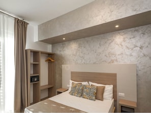 Deluxe Room, Kitchenette (balcony)