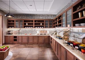 Free daily buffet breakfast - Hyatt House Denver Downtown (Denver)