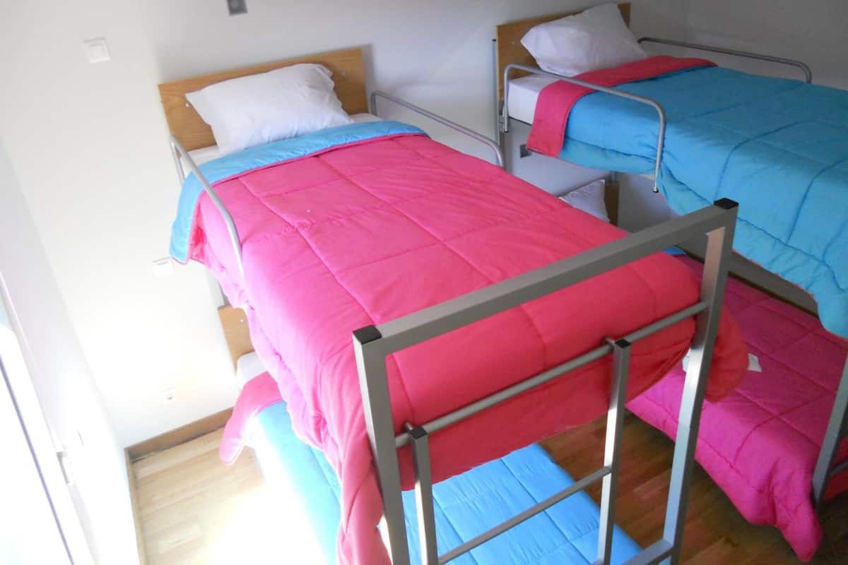 Soundproofing, bed sheets