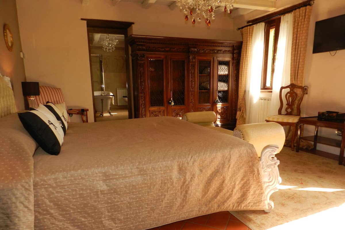 Luxury Double Room, Mountain View
