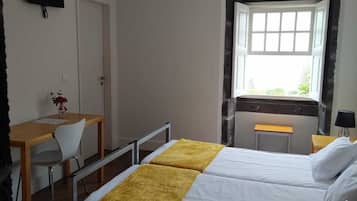 Twin Room, Private Bathroom | In-room safe, bed sheets