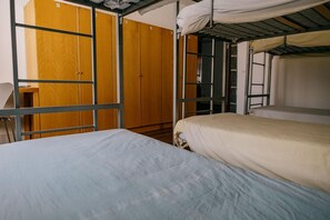 Zimmersafe, Bettwäsche