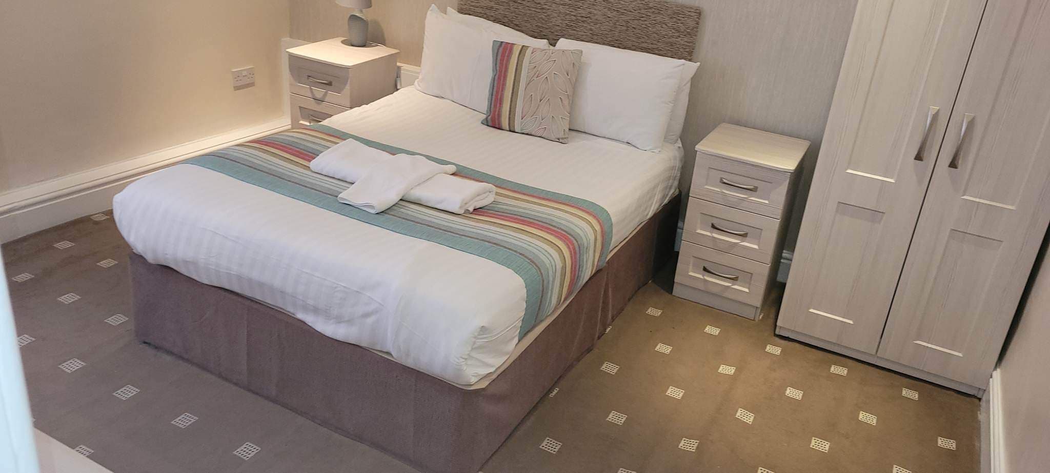 Photo - The Georgian Hollies Hotel