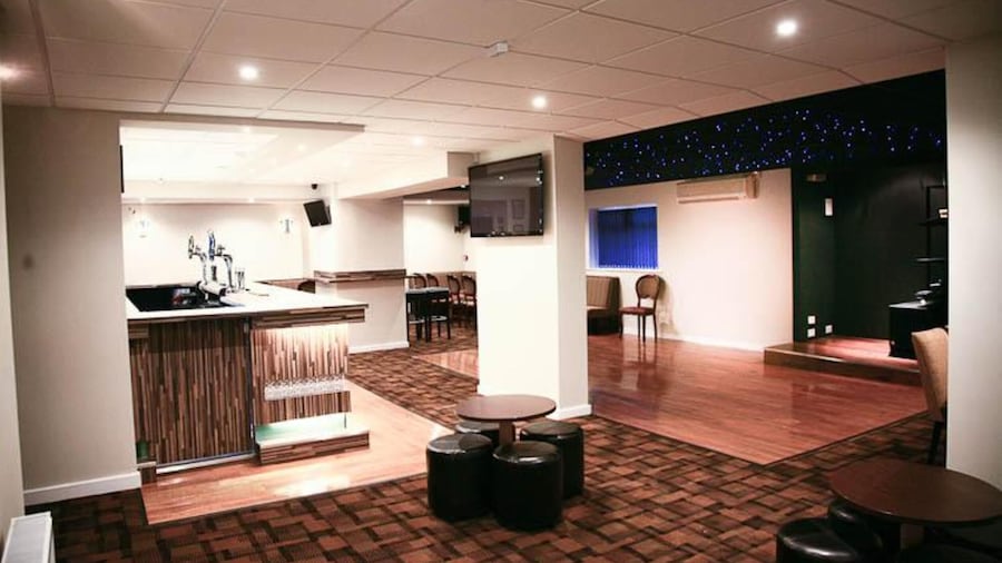 The Georgian Hollies