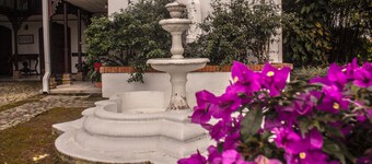 Hostal Hacienda Bombay