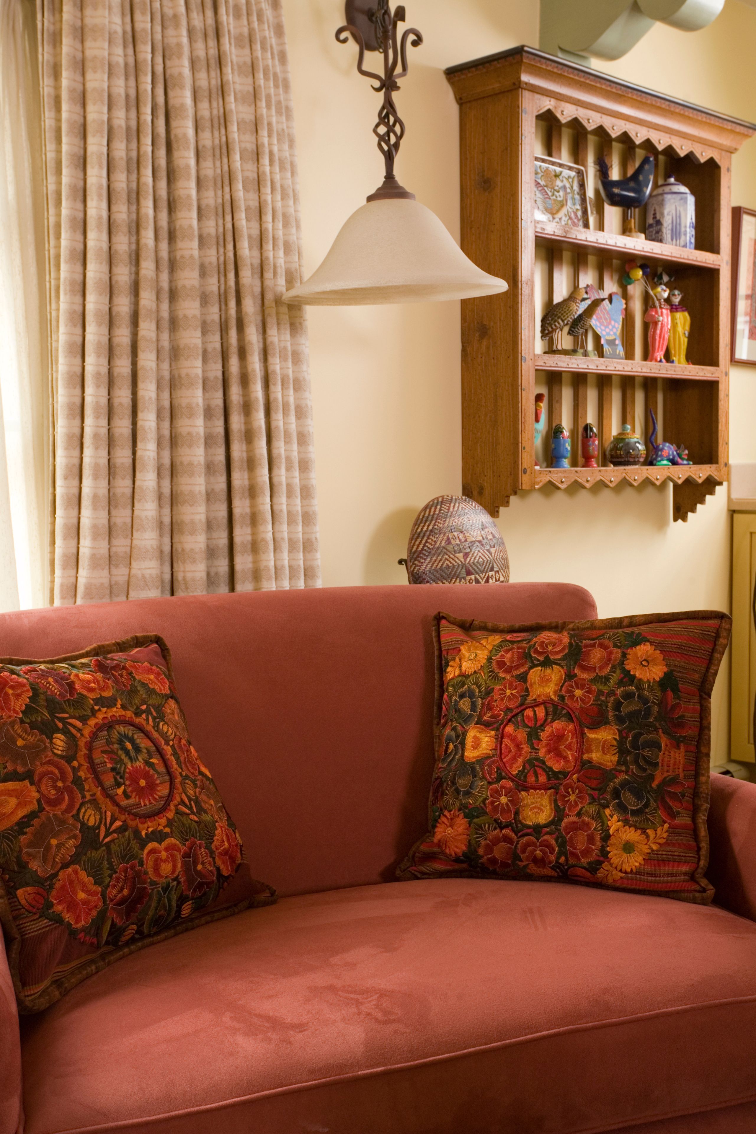 أغطية فراش متميزة ومكواة/لوح كي وواي فاي مجانًا وملاءات أسرّة