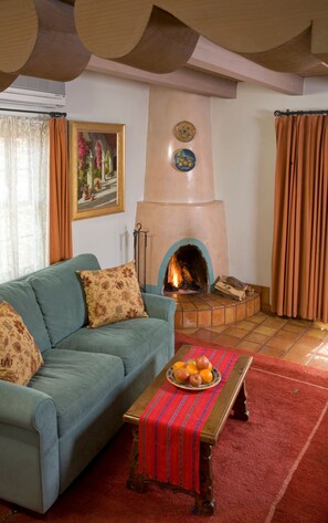 Phòng, 1 giường cỡ queen và sofa giường | Bộ đồ giường cao cấp, bàn ủi/dụng cụ ủi quần áo 