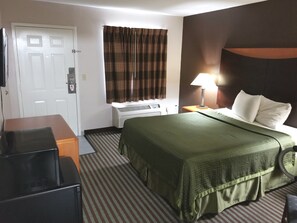 Individually decorated, individually furnished, desk, blackout curtains - Cypress Inn (New Roads)